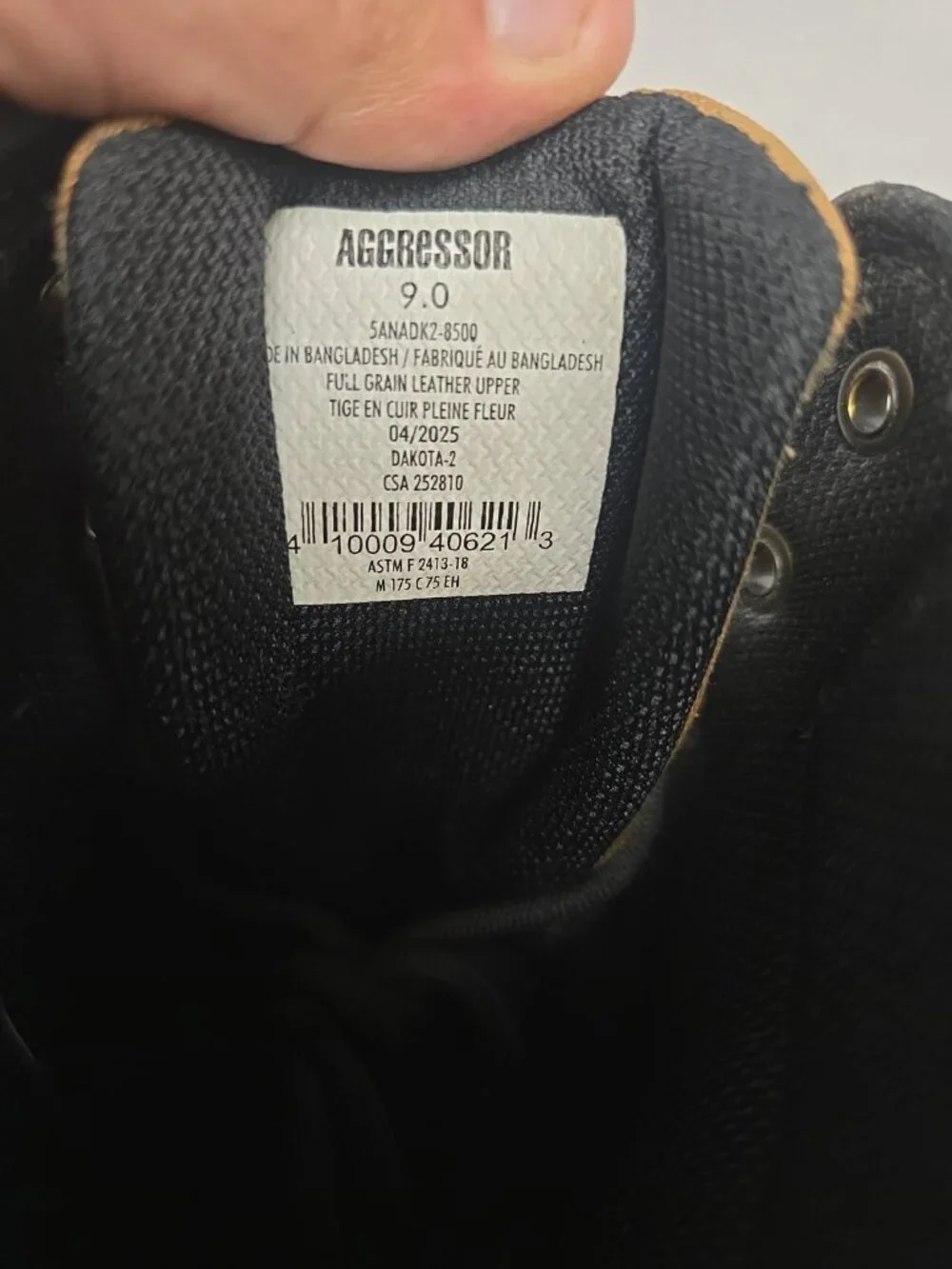 AGGRESSOR Men's 8